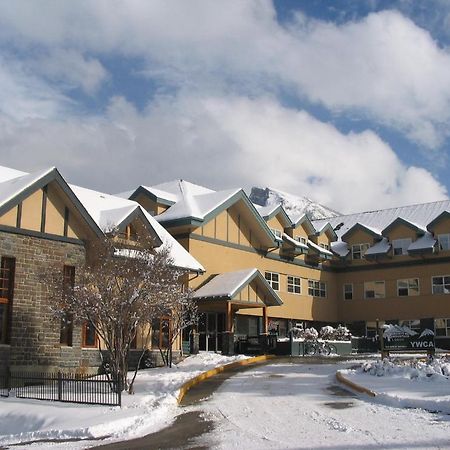 Ywca Banff Hotel Exterior foto