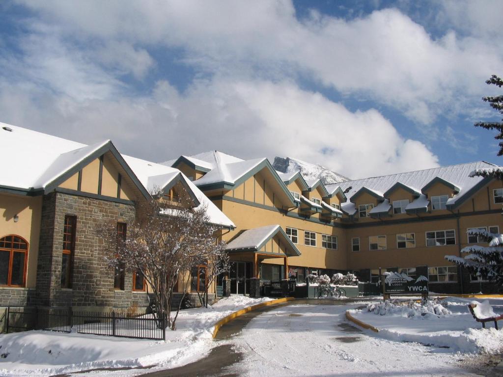 Ywca Banff Hotel Exterior foto